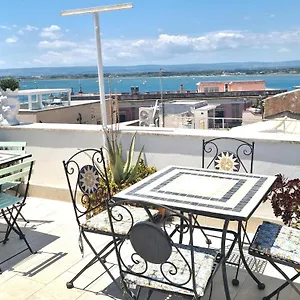  Apartment Casa Eunice Di Ortigia